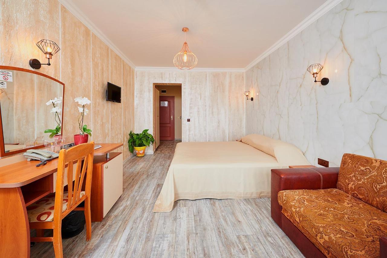 Petar And Pavel & Relax Center Ξενοδοχείο 3*