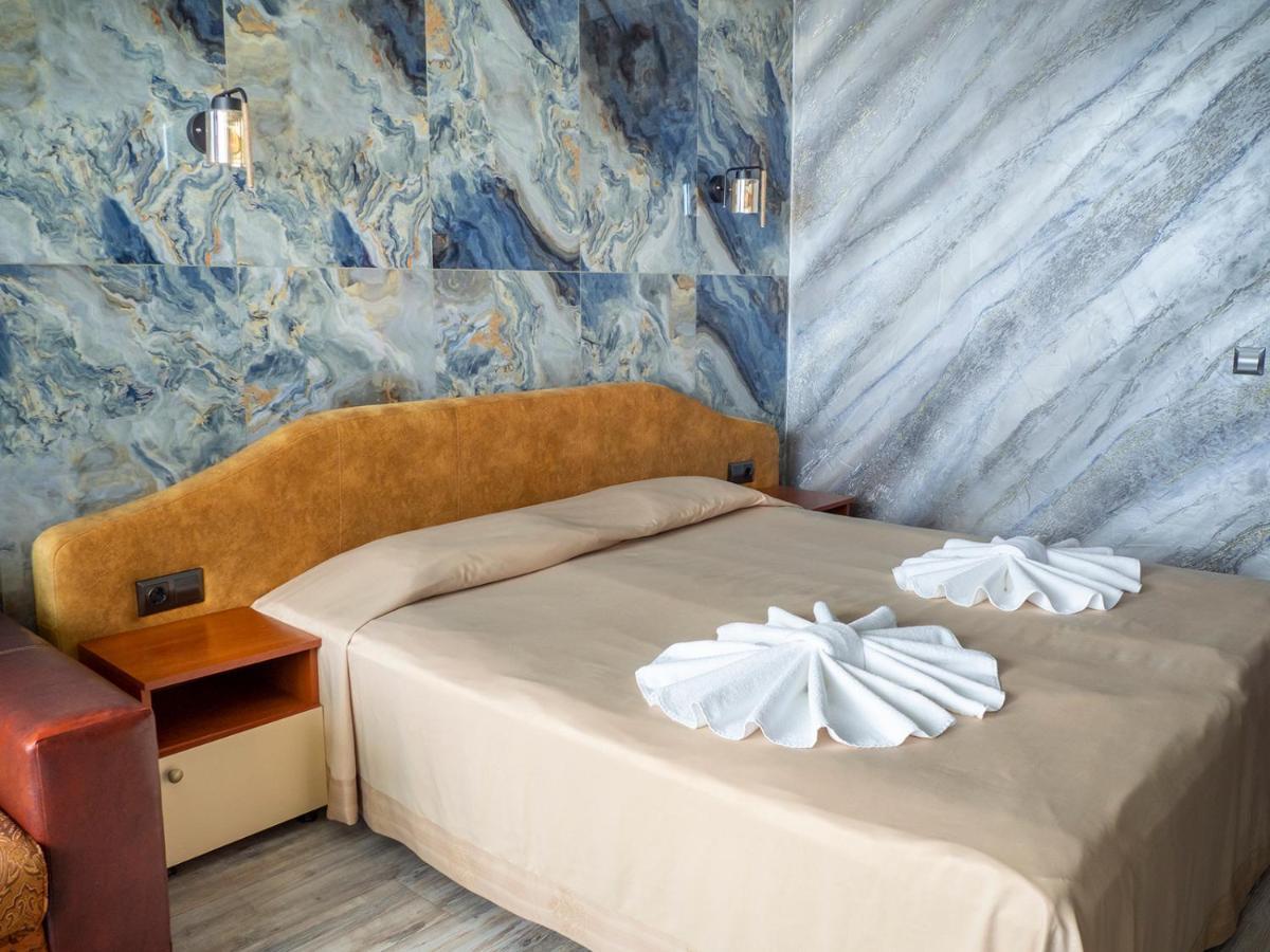 Petar And Pavel & Relax Center 3* Πομόριε